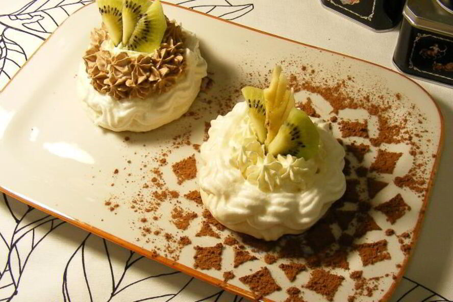 Рецепт корзинок безе с кремом шарлотт и фруктами