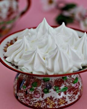 Крем мокрое безе для украшения