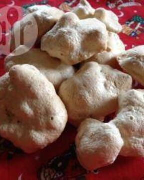 Ореховое безе