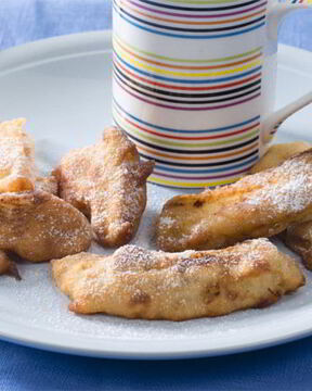 Фрукты в тесте