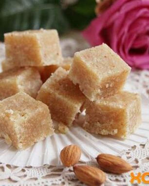 Домашняя халва миндальная