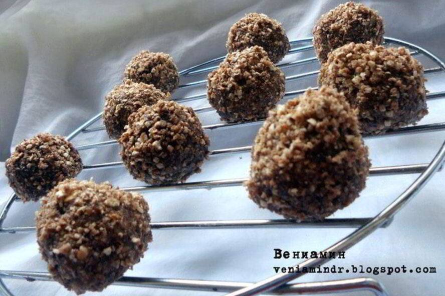 Рецепт шоколадных конфет с кешью и халвой