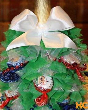 Елка из шампанского и конфет