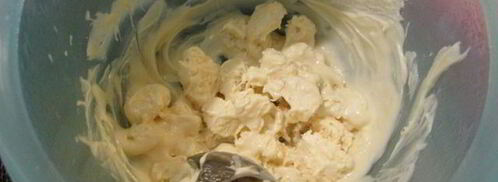 конфеты из белого шоколада с орешками и цукатами. Шаг 5