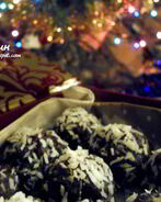 Мятно-кокосовые шоколадные конфеты с вяленой вишней