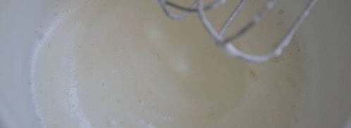 бисквитный рулет с лососевым кремом. Шаг 3