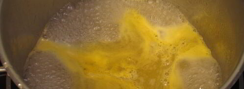 слоеные корзиночки с кремом и карамелью. Шаг 13