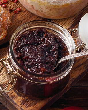 Луковый мармелад с красным вином и бальзамиком