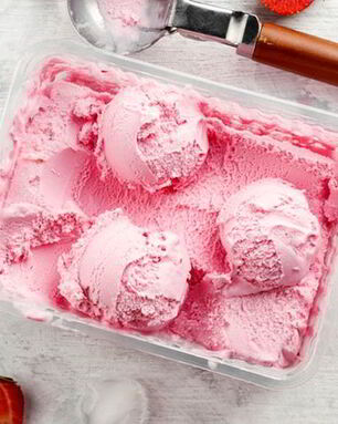 Бананово-клубничное мороженое