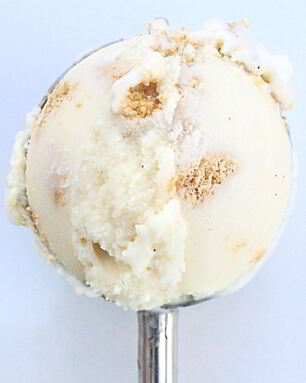 Овсяное мороженое с ванилью и крошкой овсяного печенья