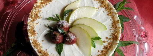 торт-мороженое с безе и красными ягодами. Шаг 25