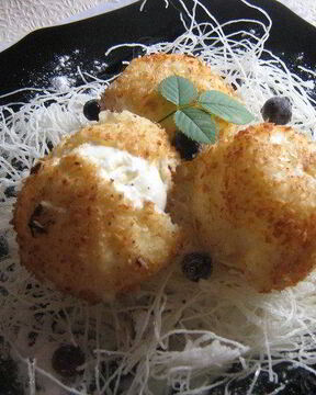 Жареное мороженое с фунчезой