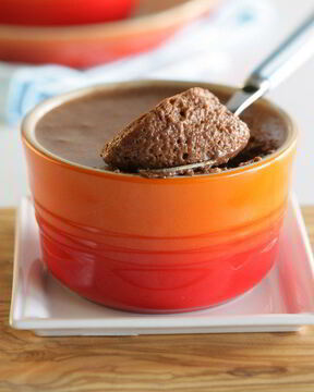 Легкий шоколадный мусс с апельсином