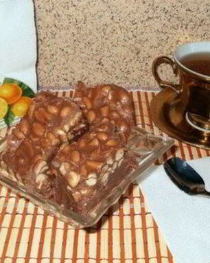 Домашний щербет с дробленым арахисом