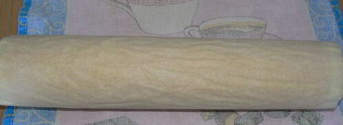 рулет бисквитный с клубнично-сливочным суфле. Шаг 5