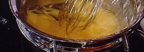 шоколадное суфле под кофейным сабайоном с пряным кумкватом. Шаг 9