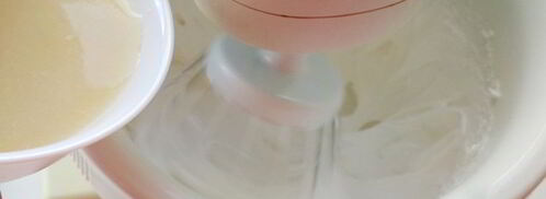 бисквит с вишней и зефирным кремом. Шаг 6