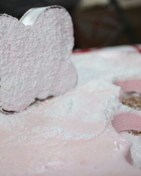 Маршмеллоуз на розовой воде