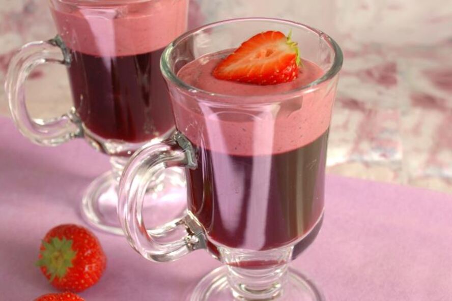 Рецепт желе десерт из летних ягод в бокале