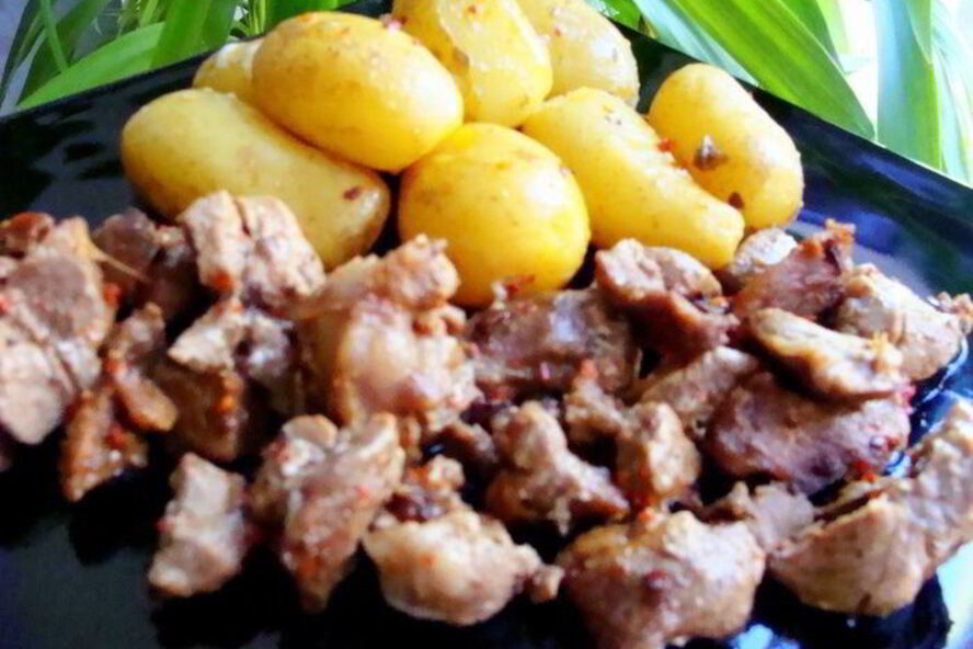 Рецепт азу из индейки с запеченным картофелем