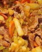 Азу мясное с соленым огурцом