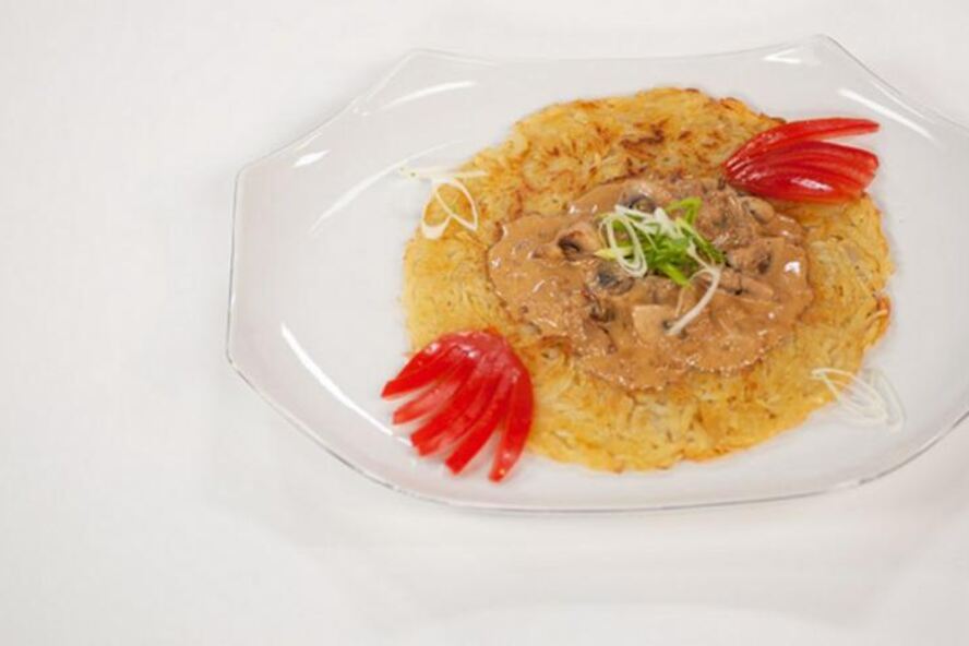 Рецепт драника с грибным соусом