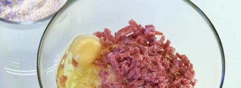 драники с колбасой и сырной пастой. Шаг 3