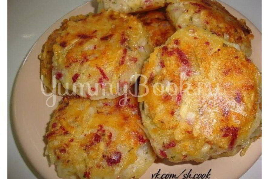 Рецепт драников с ветчиной, сыром и зеленью