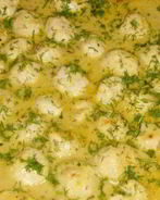 Фрикадельки в грибном соусе