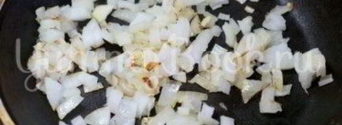 картофель с грибами и фрикадельками в горшочках. Шаг 4