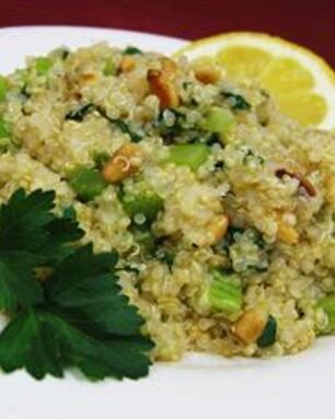 Гарнир из кинвы с сельдереем