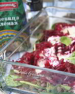 Чечевица со свеклой и шпинатом