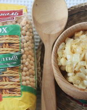 Горошница с тушеными кореньями
