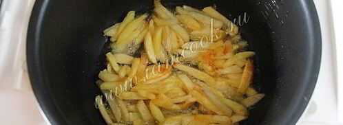 картофель фри в мультиварке. Шаг 7