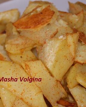 Картофель печеный с паприкой