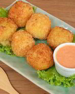 Картофельные крокеты с креветками