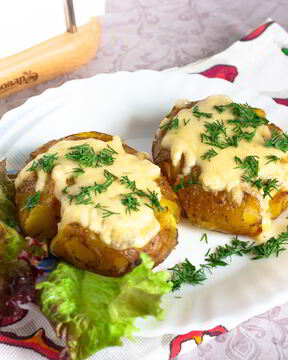 Молодой картофель по-португальски в горчичной заправке