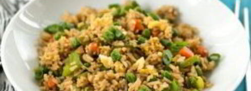 рис с овощами на сковороде. Шаг 9