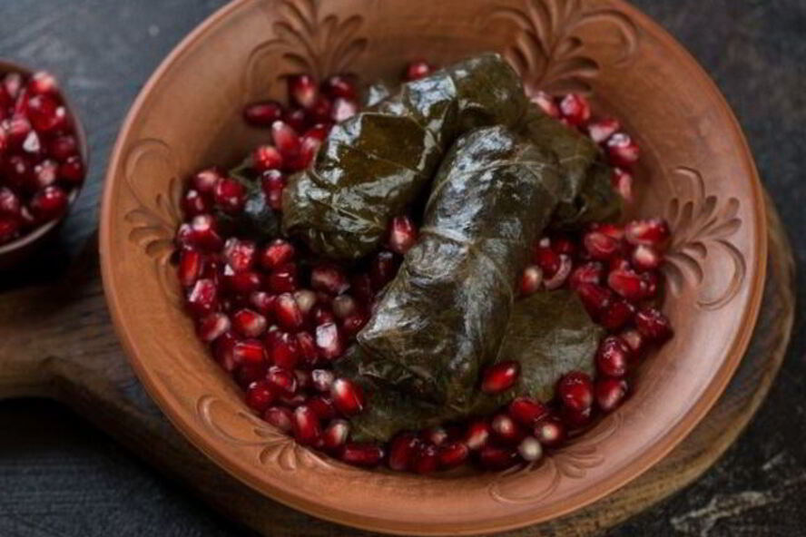 Рецепт азербайджанской долмы с зернами граната