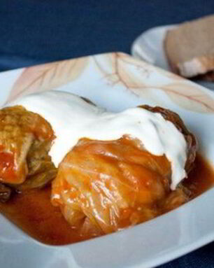 Голубцы с фаршем и рисом в мультиварке