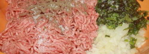 голубцы с мраморной говядиной во вкуснейшем сметанно-овощном соусе. Шаг 6