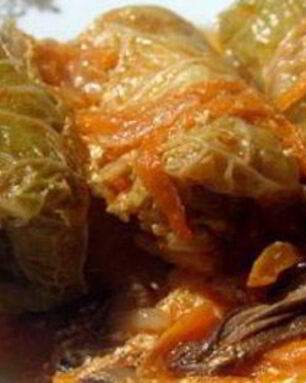 Голубцы в листьях савойской капусты