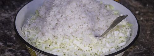 ленивые голубцы в духовке в сметанном соусе. Шаг 8