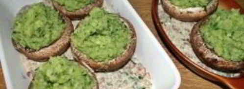 фаршированные шампиньоны в сметане. Шаг 12