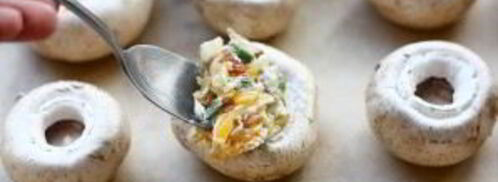 грибы, фаршированные беконом. Шаг 6