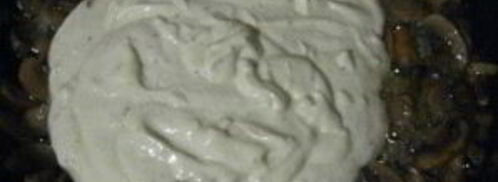 грибы в мультиварке в сметане. Шаг 8