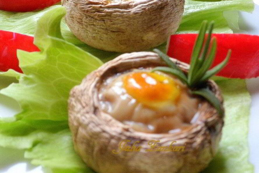 Рецепт шампиньонов, фаршированных перепелиными яйцами