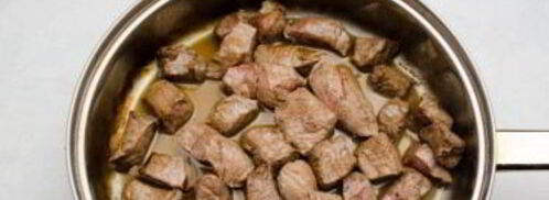 гуляш по-венгерски с фасолью. Шаг 3