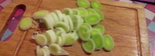 картофельные клецки в соусе с луком-пореем. Шаг 6