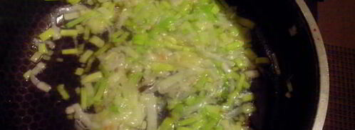 картофельные клецки в соусе с луком-пореем. Шаг 7